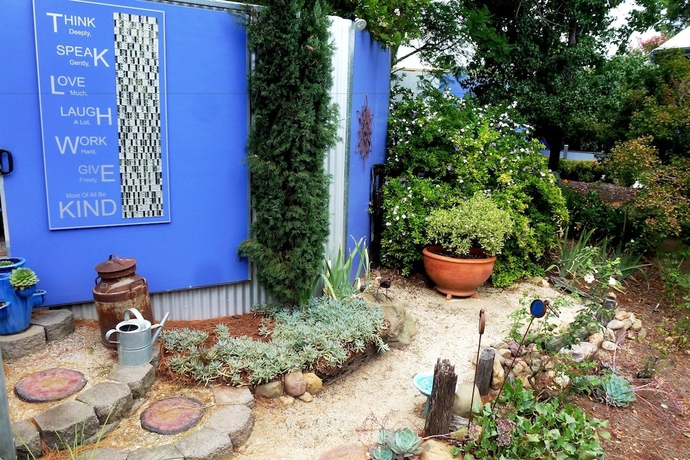 Imagen de los interiores del Hotel The Retreat At Froog-moore Park. Foto 16