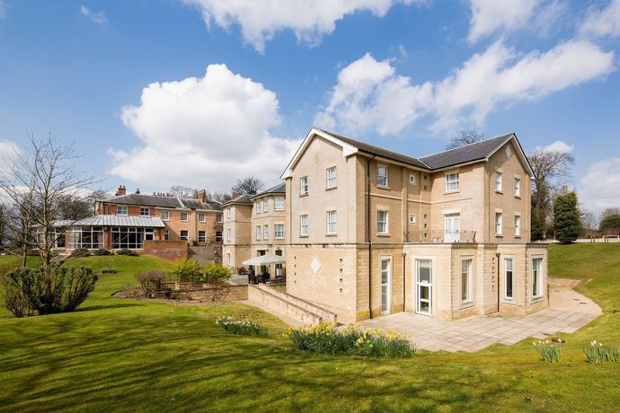 Imagen de los exteriores del Hotel The Retreat, Elcot Park. Foto 11