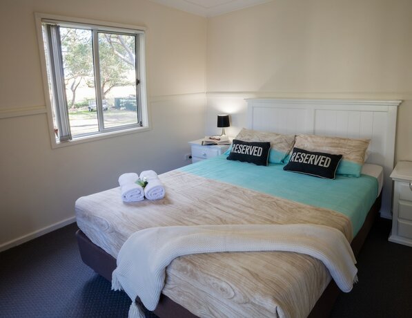 Imagen de la habitación del Hotel The Retreat Port Stephens. Foto 3