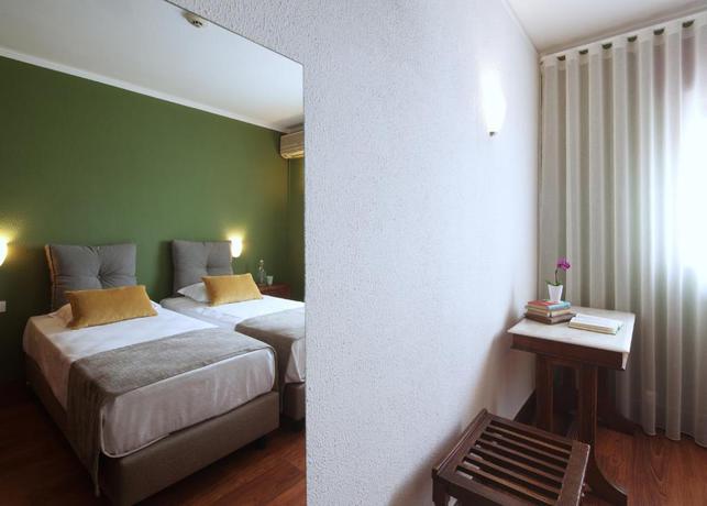 Imagen de la habitación del Hotel The Rex, Oporto. Foto 6