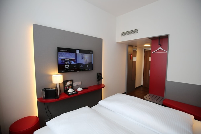 Imagen de la habitación del Hotel The Rhin. Foto 10