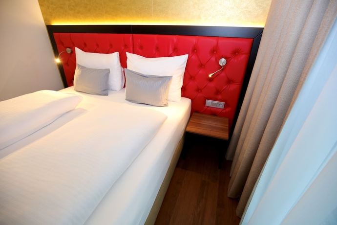 Imagen de la habitación del Hotel The Rhin. Foto 12