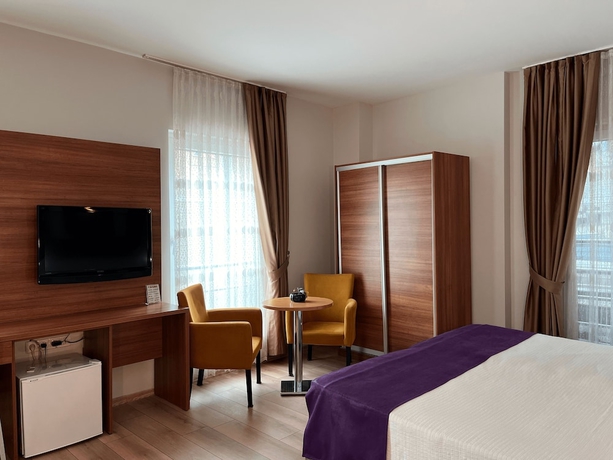 Imagen de la habitación del Hotel The Riada. Foto 10