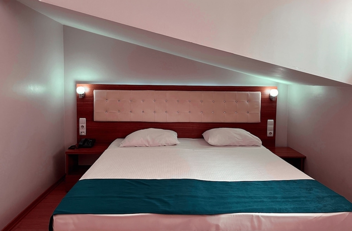 Imagen de la habitación del Hotel The Riada. Foto 12