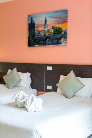 Imagen general del Hotel The Rich Hotel Ubonratchathanee. Foto 4