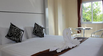 Imagen de la habitación del Hotel The Rich Residence, Surat Thani. Foto 5