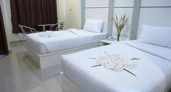 Imagen de los interiores del Hotel The Rich Residence, Surat Thani. Foto 10