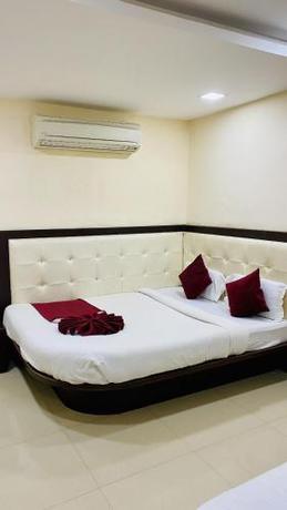 Imagen general del Hotel The Richi Rich And Resort. Foto 8