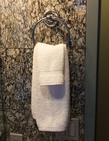 Imagen de la habitación del Hotel The Ridge. Foto 18