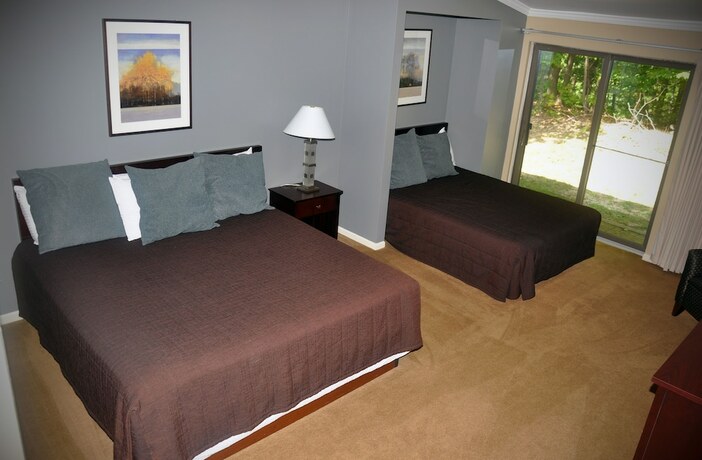 Imagen de la habitación del Hotel The Ridge, Oak Grove. Foto 17
