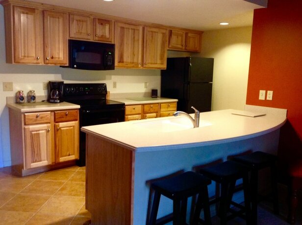 Imagen de la habitación del Hotel The Ridge, Oak Grove. Foto 18