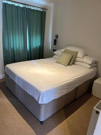 Imagen general del Hotel The Ridings Restaurant & Rooms - Cheshunt. Foto 2