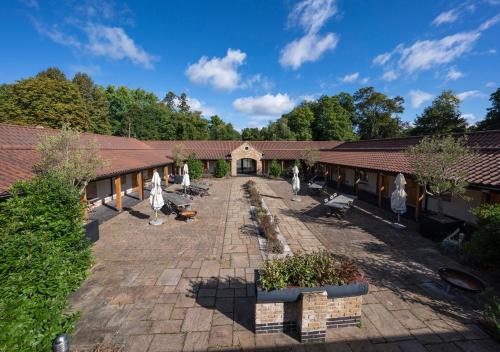 Imagen general del Hotel The Ridings Restaurant & Rooms - Cheshunt. Foto 8