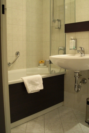 Imagen de la habitación del Hotel The Rilano München. Foto 5