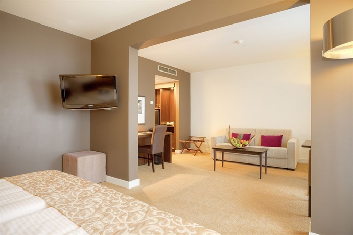 Imagen de la habitación del Hotel The Rilano München. Foto 10