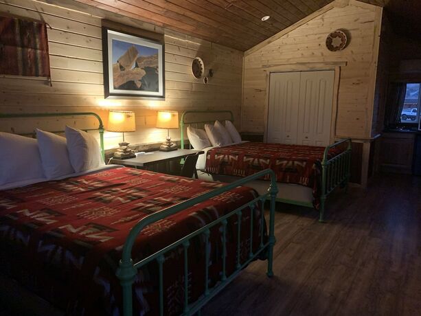 Imagen de la habitación del Hotel The Rim Rock Inn. Foto 12