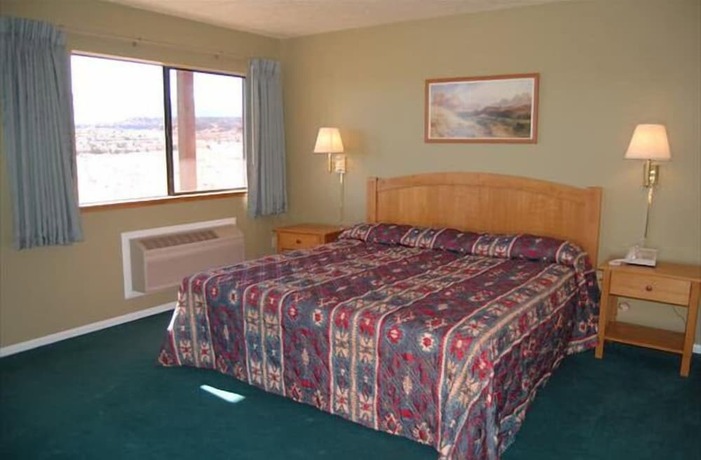 Imagen de la habitación del Hotel The Rim Rock Inn. Foto 16
