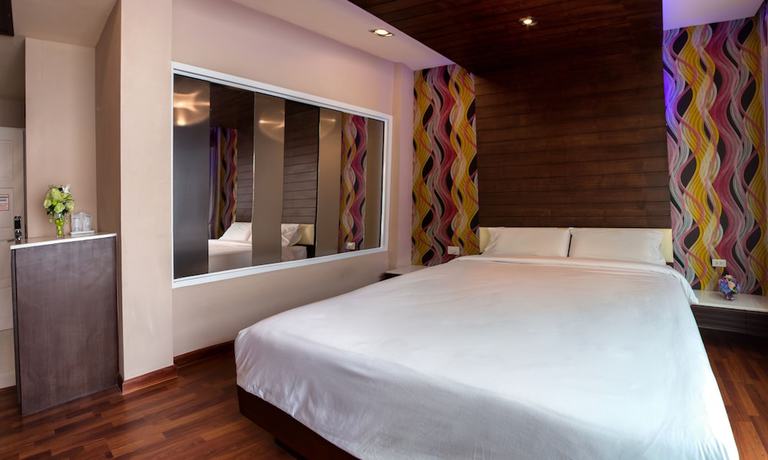 Imagen de la habitación del Hotel The Ring. Foto 15