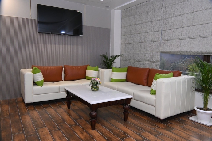 Imagen de los interiores del Hotel The Rising Banaras. Foto 12