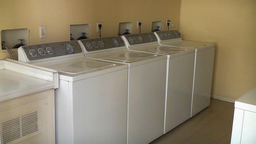 Imagen de la habitación del Hotel The Rita Suites. Foto 12