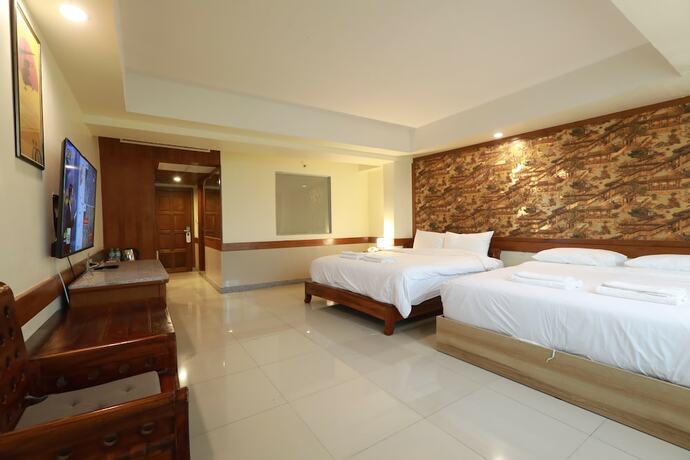 Imagen de la habitación del Hotel The Ritz Boutique Pattaya. Foto 16