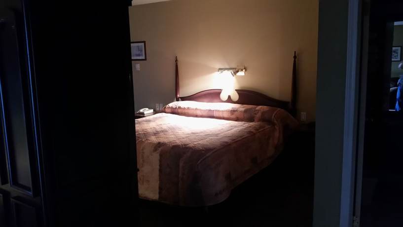 Imagen de la habitación del Hotel The Ritz Cafe And Motor Inn. Foto 12