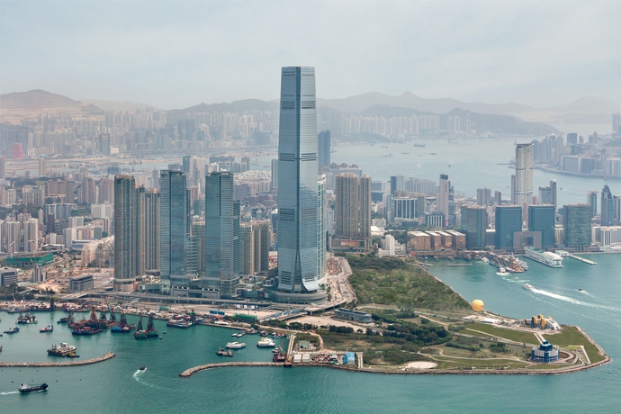 Imagen de los exteriores del Hotel The Ritz Carlton Hong Kong. Foto 6