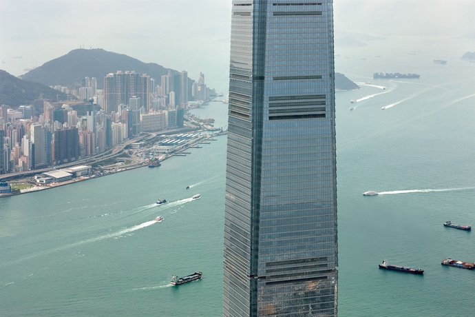 Imagen de los exteriores del Hotel The Ritz Carlton Hong Kong. Foto 7