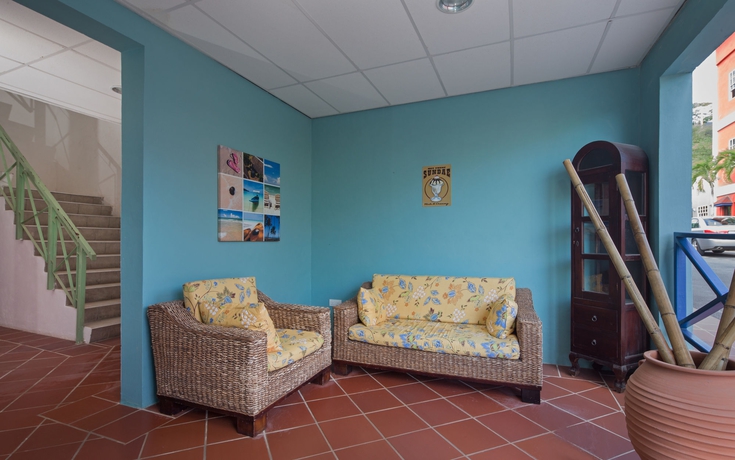 Imagen de los interiores del Hotel The Ritz Village. Foto 4