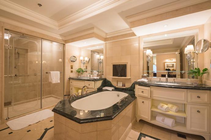 Imagen de la habitación del Hotel The Ritz-Carlton Beijing. Foto 7