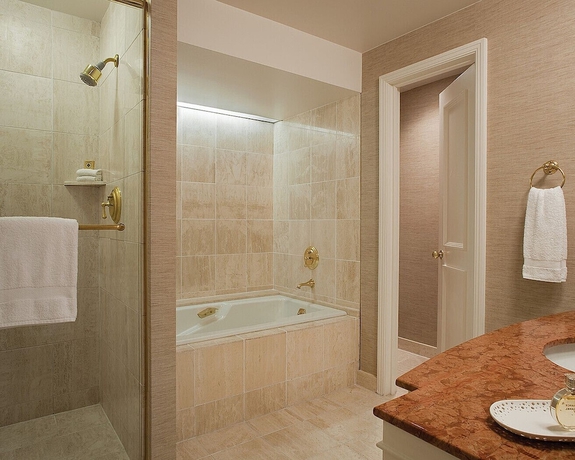 Imagen de la habitación del Hotel The Ritz-Carlton Dallas, Las Colinas. Foto 17