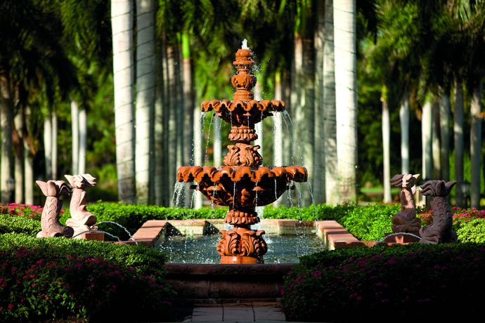 Imagen general del Hotel The Ritz-Carlton Golf Resort, Naples. Foto 2