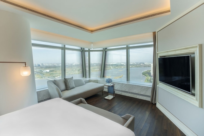 Imagen de la habitación del Hotel The Ritz-Carlton, Harbin. Foto 2
