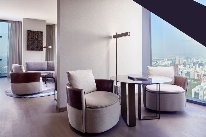 Imagen de la habitación del Hotel The Ritz-Carlton, Mexico City. Foto 19