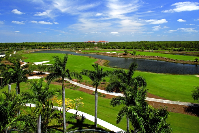 Imagen de los exteriores del Hotel The Ritz-Carlton Naples, Tiburon. Foto 12