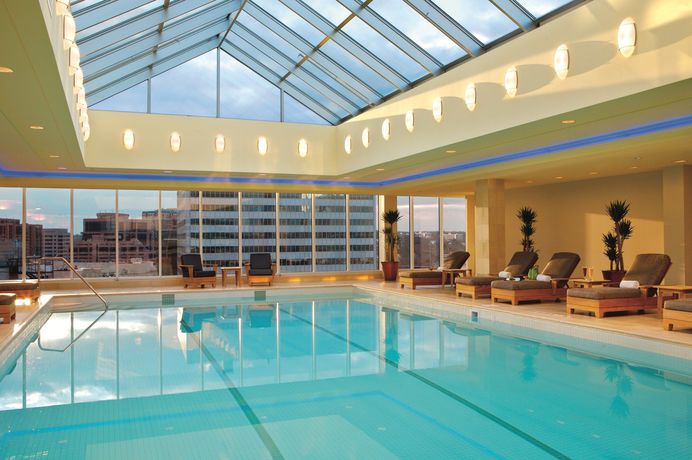 Imagen de la piscina del Hotel The Ritz-Carlton New York, Westchester. Foto 15