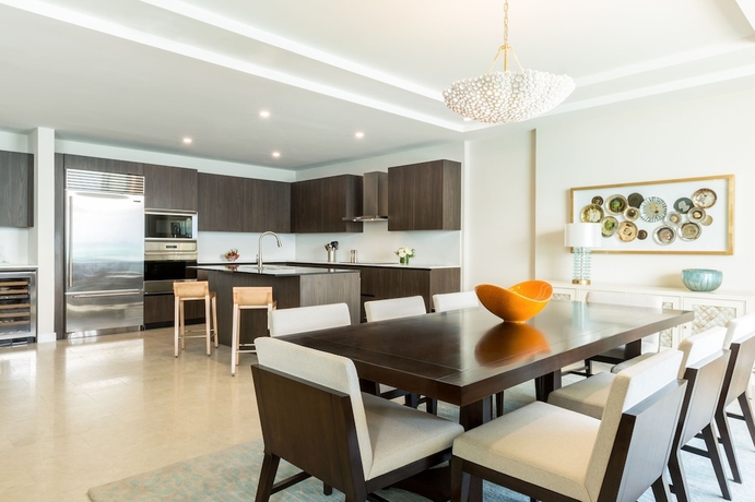 Imagen del bar/restaurante del Hotel The Ritz-Carlton Residences, Turks and Caicos. Foto 2