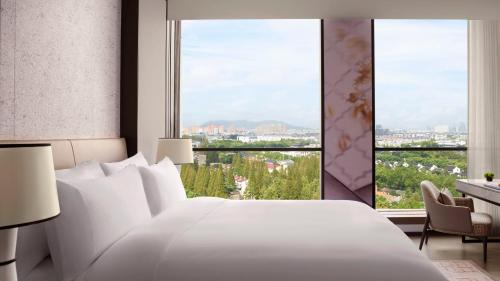 Imagen de la habitación del Hotel The Ritz-Carlton, Suzhou. Foto 14