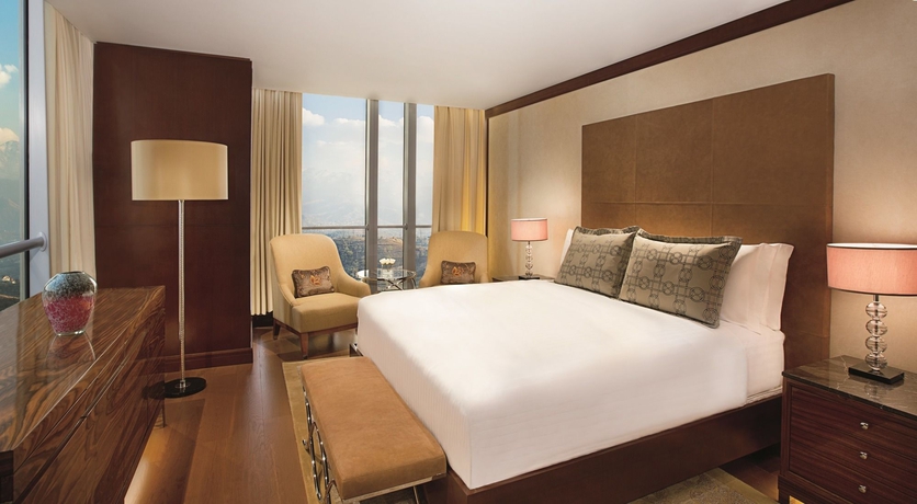 Imagen de la habitación del Hotel The Ritz-carlton, Almaty. Foto 5