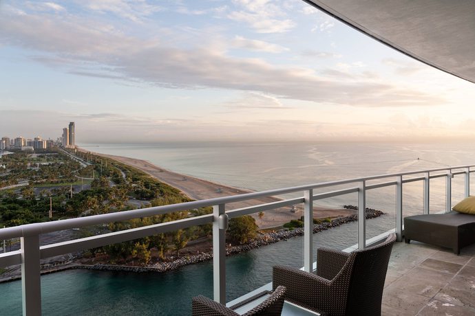 Imagen de la habitación del Hotel The Ritz-carlton Bal Harbour, Miami. Foto 7