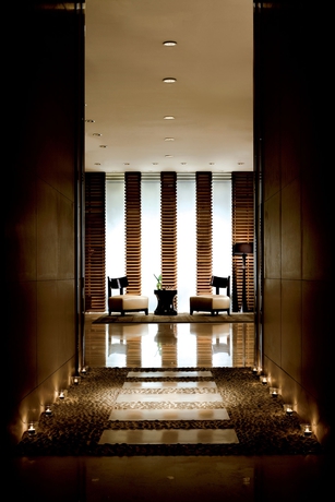 Imagen de la piscina del Hotel The Ritz-carlton Beijing Financial Street. Foto 16
