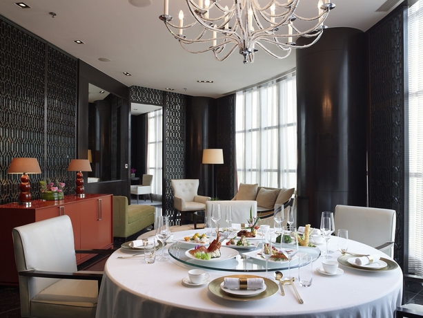 Imagen del bar/restaurante del Hotel The Ritz-carlton Beijing Financial Street. Foto 3