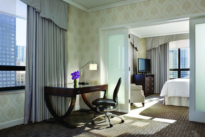 Imagen de la habitación del Hotel The Ritz-carlton, Chicago. Foto 10