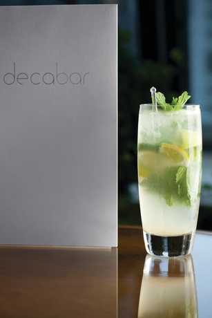 Imagen del bar/restaurante del Hotel The Ritz-carlton, Chicago. Foto 7