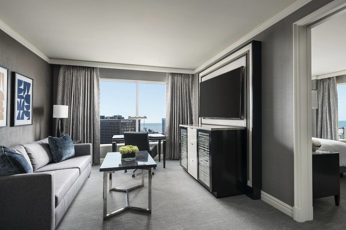 Imagen de la habitación del Hotel The Ritz-carlton, Cleveland. Foto 17