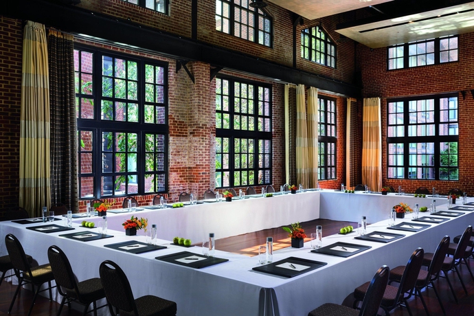 Imagen de los interiores del Hotel The Ritz-carlton Georgetown, Washington, D.c.. Foto 14