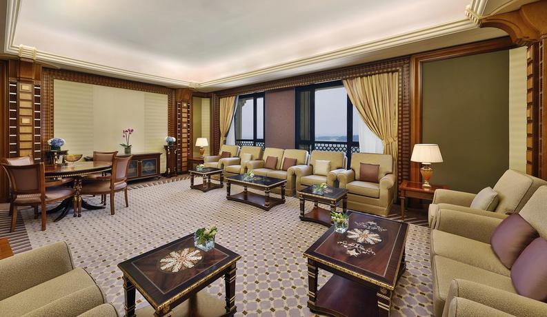 Imagen de la habitación del Hotel The Ritz-carlton, Jeddah. Foto 6
