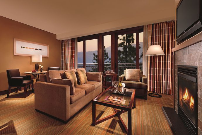 Imagen de la habitación del Hotel The Ritz-carlton, Lake Tahoe. Foto 6