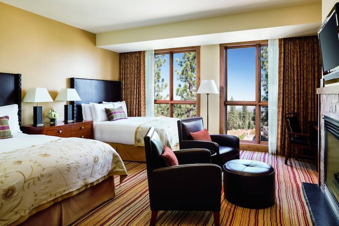 Imagen de la habitación del Hotel The Ritz-carlton, Lake Tahoe. Foto 8