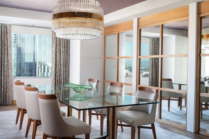 Imagen de la habitación del Hotel The Ritz-carlton, Los Angeles. Foto 14